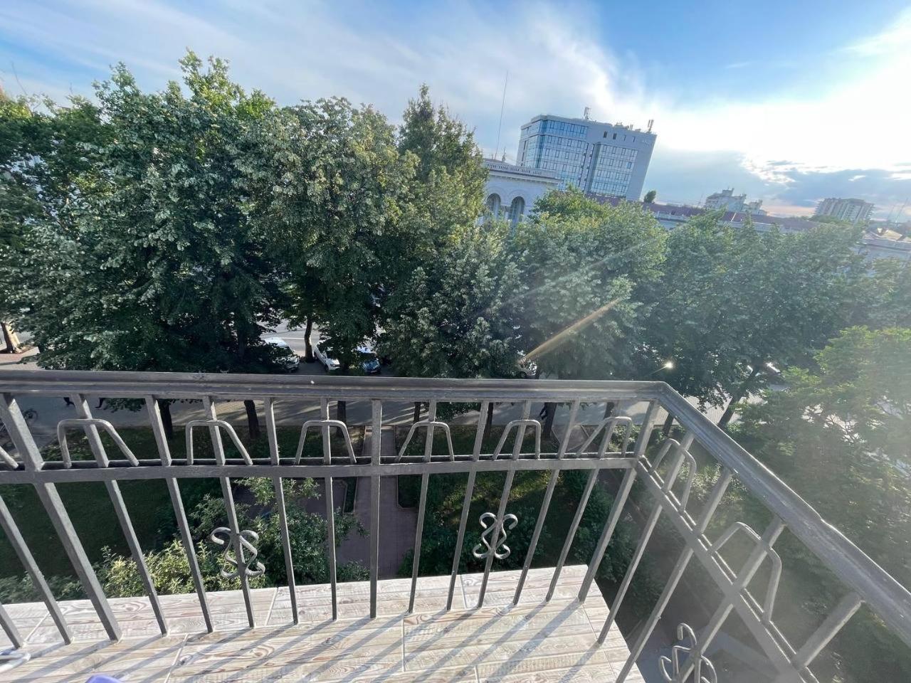 Apartament Central In Chisinau! Экстерьер фото